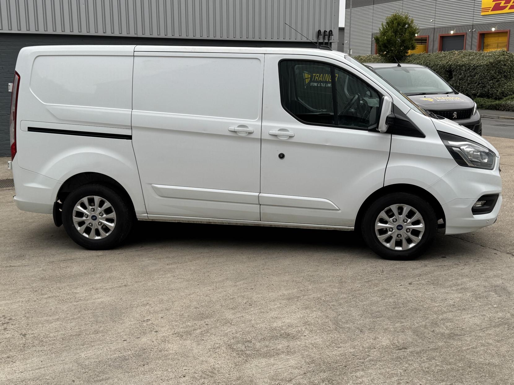 Ford Transit Custom 2.0 Limited Panel Van (2017 - 2022)