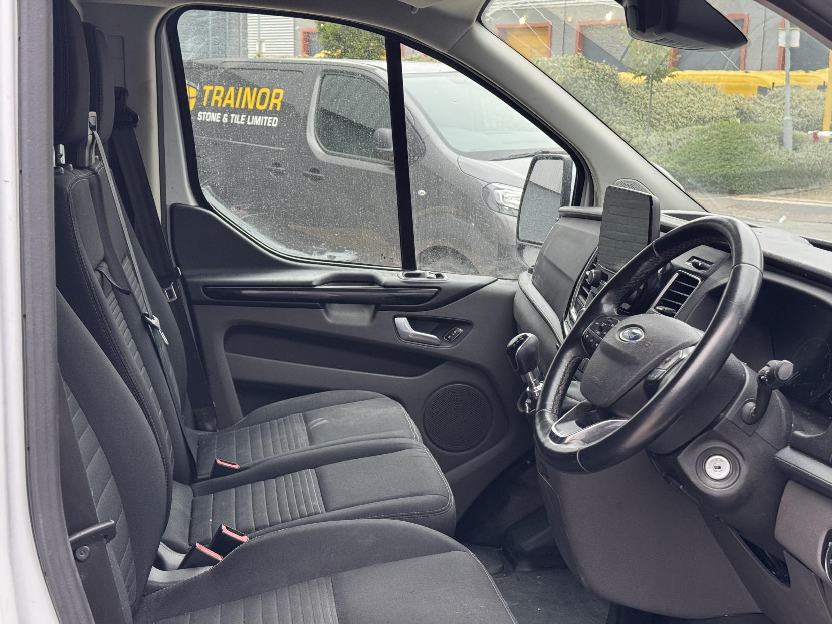 Ford Transit Custom 2.0 Limited Panel Van (2017 - 2022)