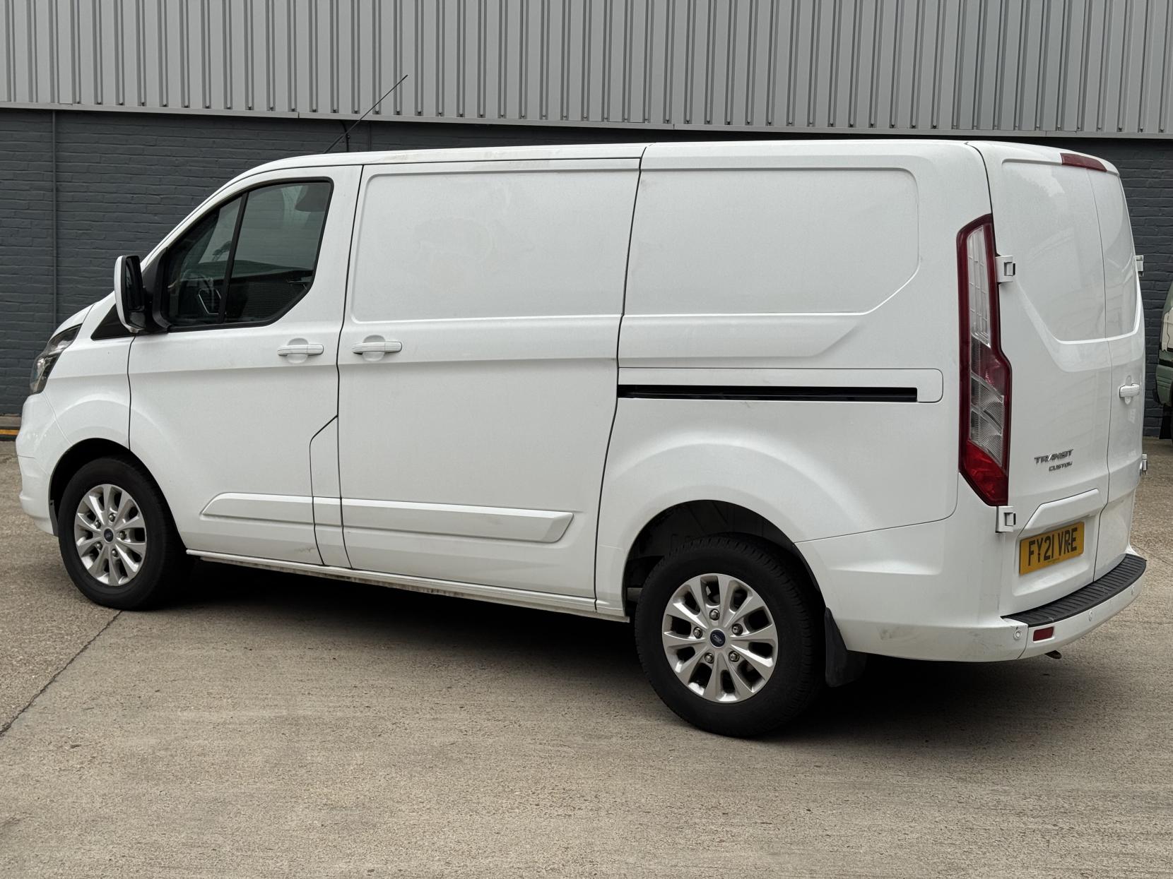 Ford Transit Custom 2.0 Limited Panel Van (2017 - 2022)