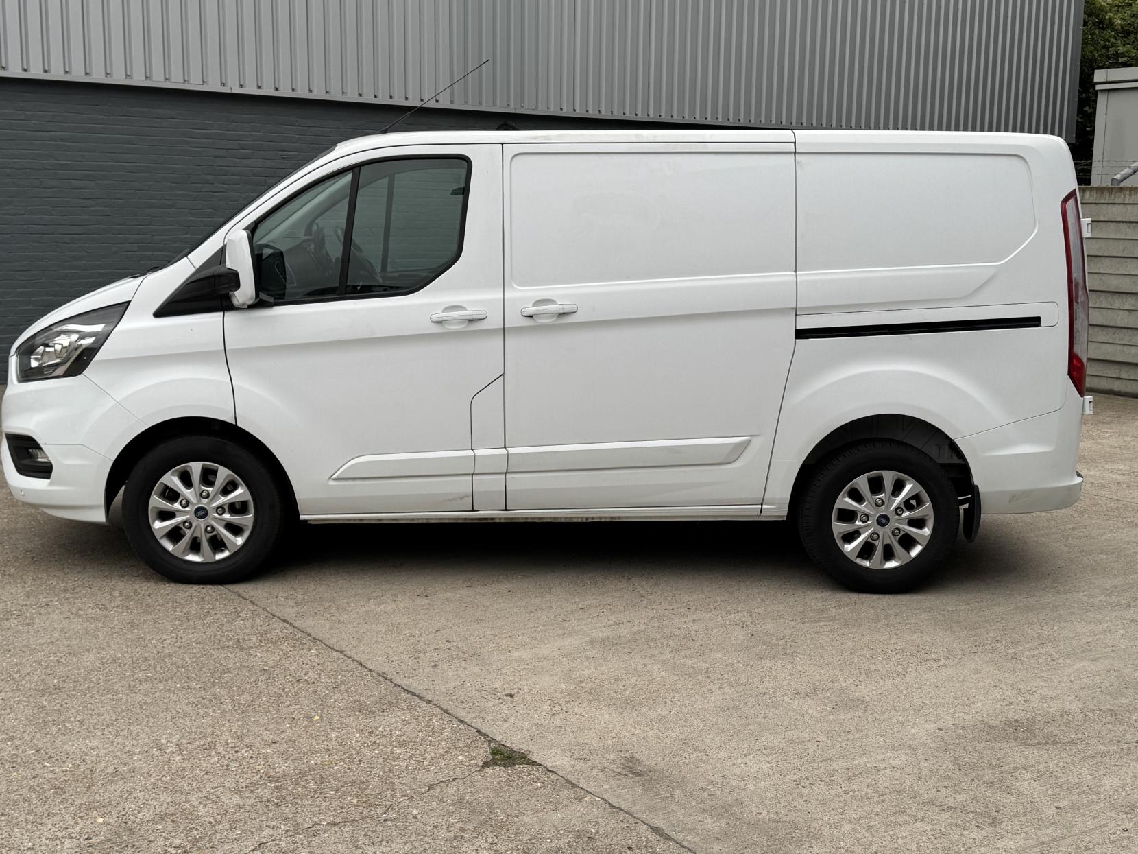 Ford Transit Custom 2.0 Limited Panel Van (2017 - 2022)