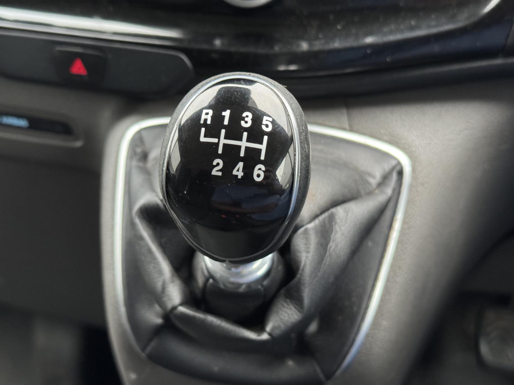 Ford Transit Custom 2.0 Limited Panel Van (2017 - 2022)