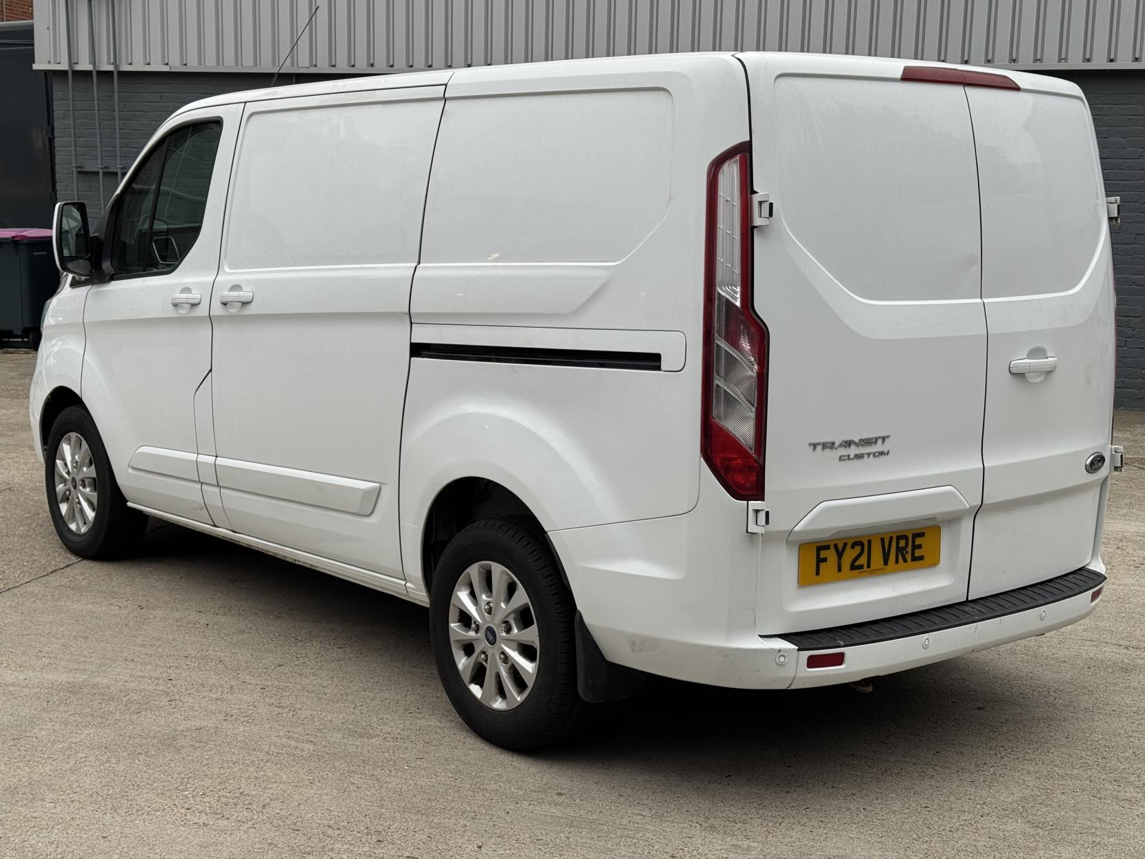 Ford Transit Custom 2.0 Limited Panel Van (2017 - 2022)