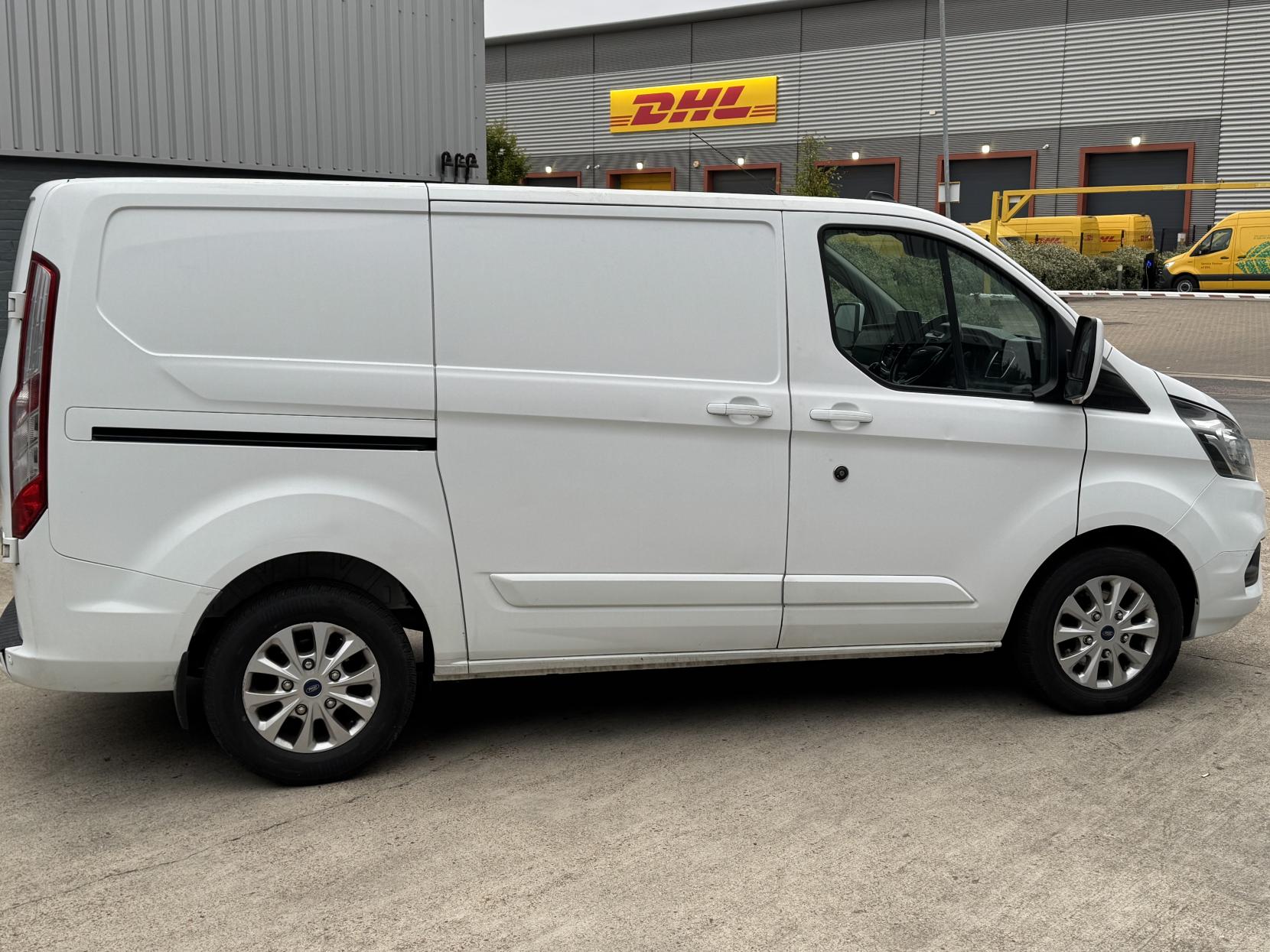 Ford Transit Custom 2.0 Limited Panel Van (2017 - 2022)