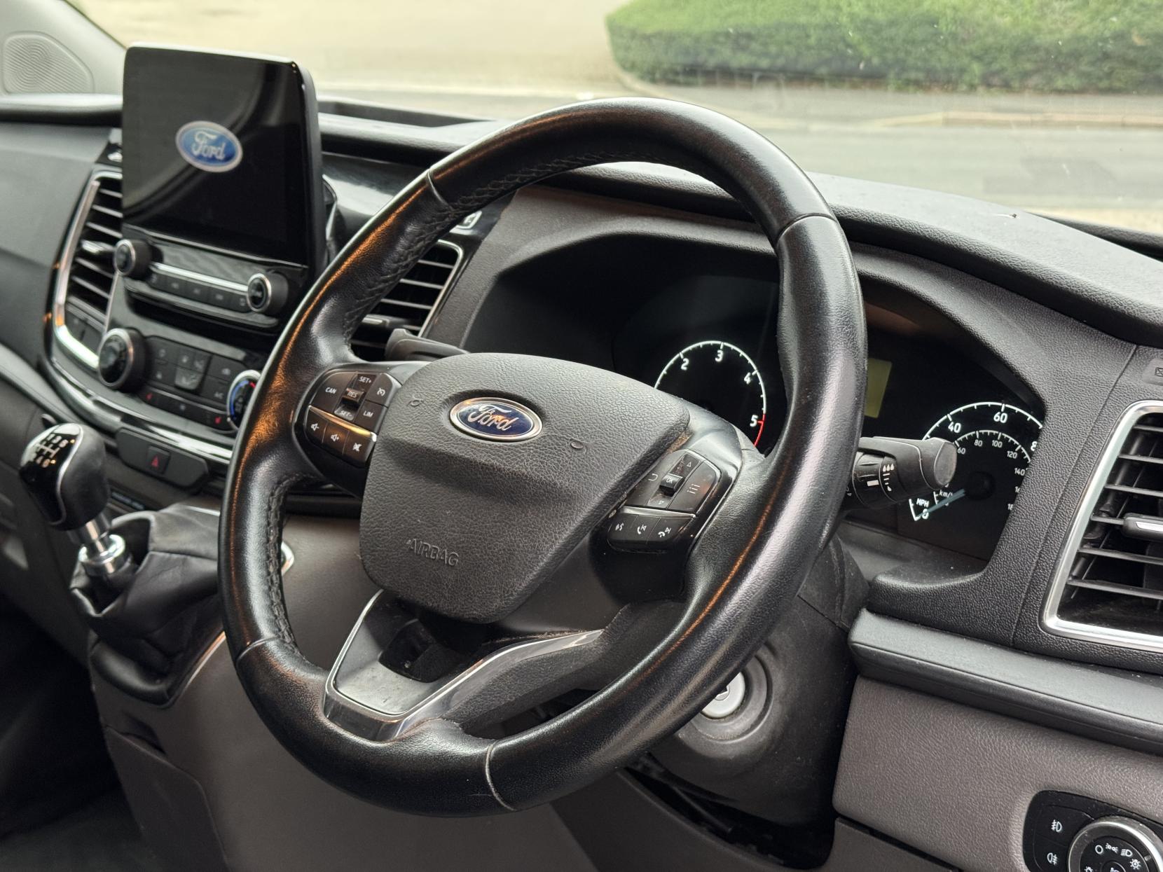 Ford Transit Custom 2.0 Limited Panel Van (2017 - 2022)